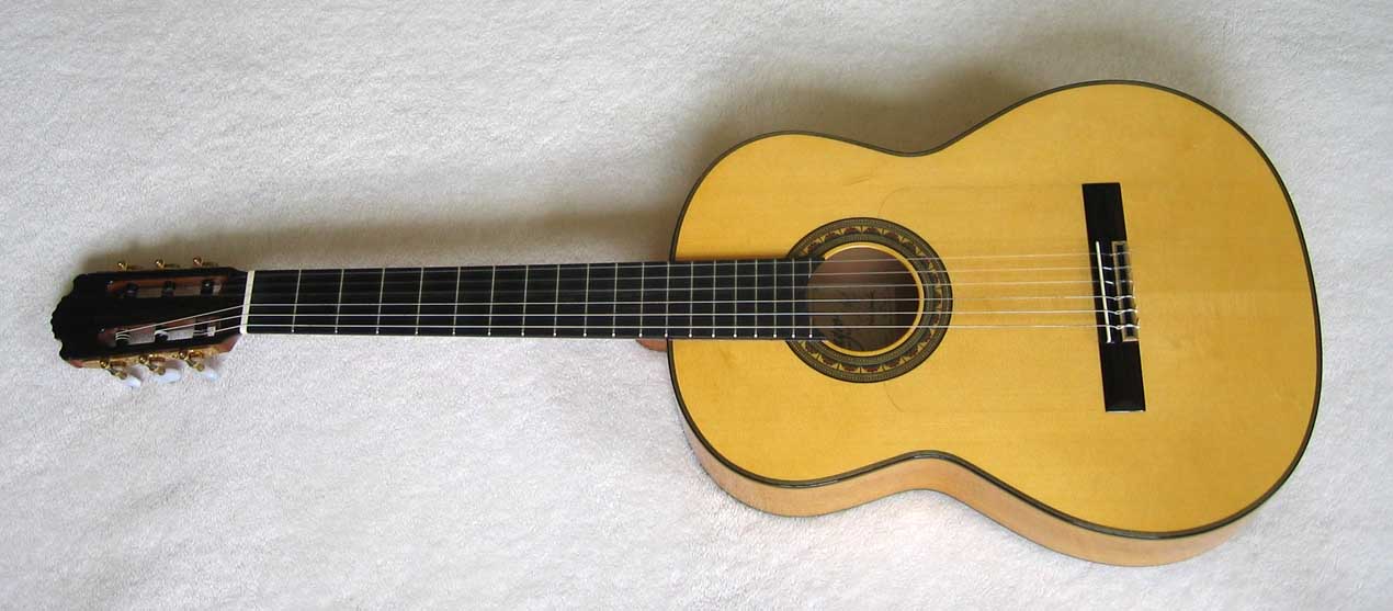 Milagro El Gallo Flamenco Guitar, Spruce Top, Neris Gonzalez Signed Label