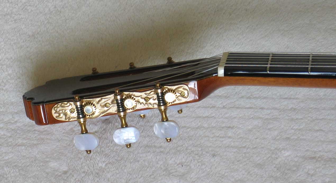 Milagro El Gallo Flamenco Guitar, Spruce Top, Neris Gonzalez Signed Label