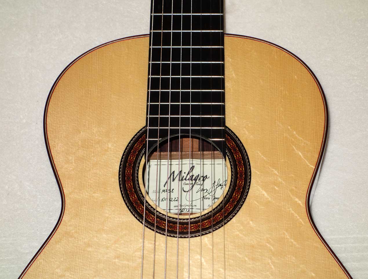 Milagro MRS8 8-String Classical Harp Guitar w/ Case, Bear Claw Spruce Top