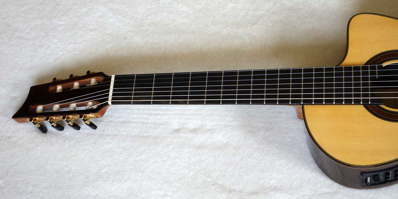 Bartolex SRS7CEL 7-String Classical Harp Guitar w/ Case, Fishman Presys Pickup