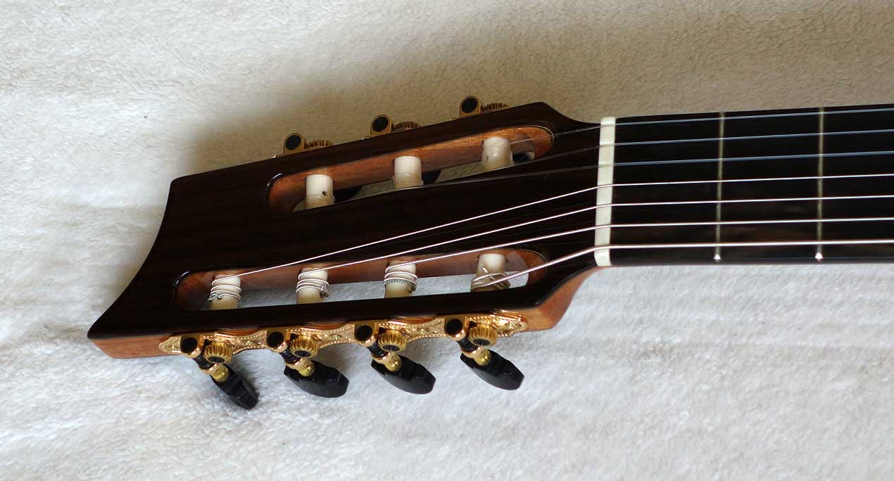 Bartolex SRS7CEL 7-String Classical Harp Guitar w/ Case, Fishman Presys Pickup
