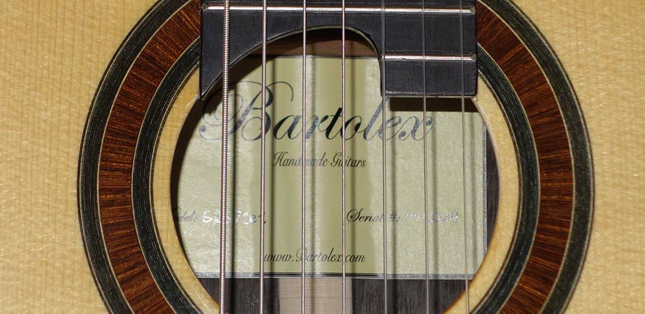 Bartolex SRS7CEL 7-String Classical Harp Guitar w/ Case, Fishman Presys Pickup